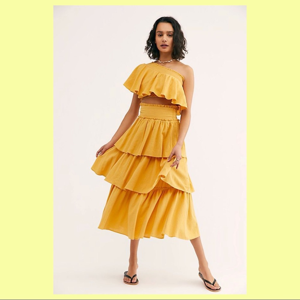 Free People “Go for Drama” Set — Skirt, Bow, & Top 💛